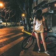 leeleeswagin